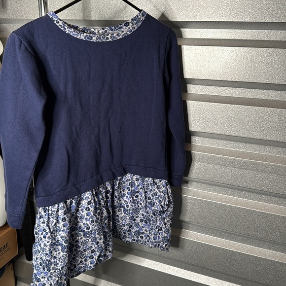 Vineyard vines, mixed media dress- Children’s size medium - Picture 3 of 4